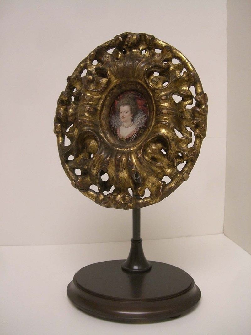 Stock and custom mount displays for your art, artifacts and collectibles